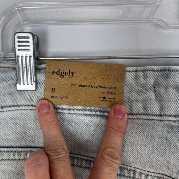 Maurices NWT Edgely Original Fit Relaxed Boyfriend Crop Denim Jeans Size 8 - Picture 6 of 9